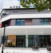 叮咚，Y·CAFE请您领取十月惊喜~